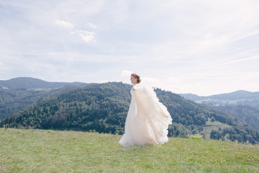 ALPENLÄNDISCHE HOCHZEIT