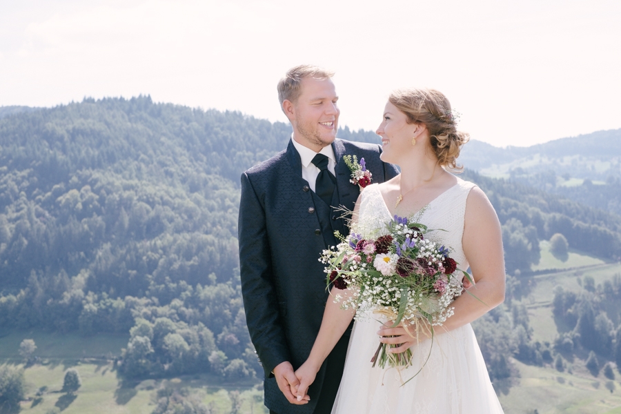 ALPENLÄNDISCHE HOCHZEIT