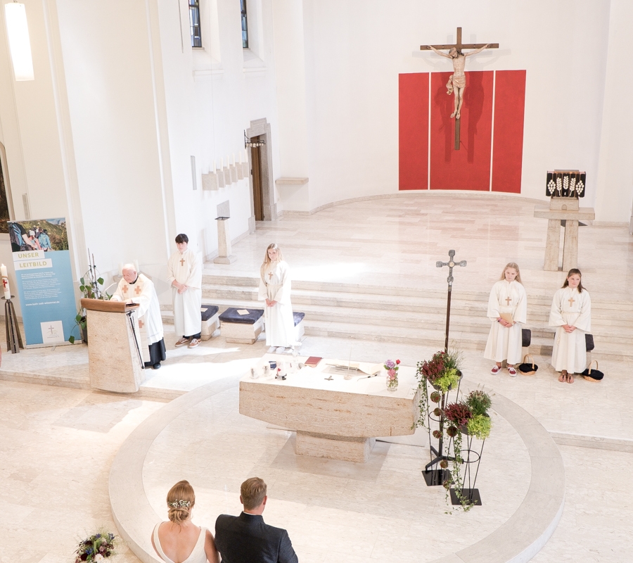 ALPENLÄNDISCHE HOCHZEIT