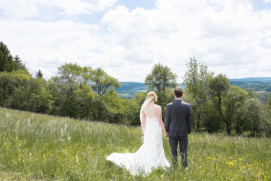 MÄRCHENHAFTE WALDHAUS HOCHZEIT